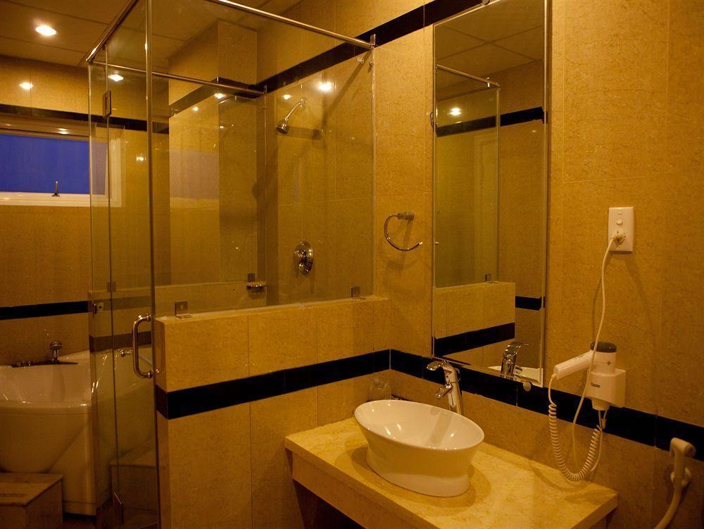 King Star Hotel Ho Chi Minh City Exterior photo