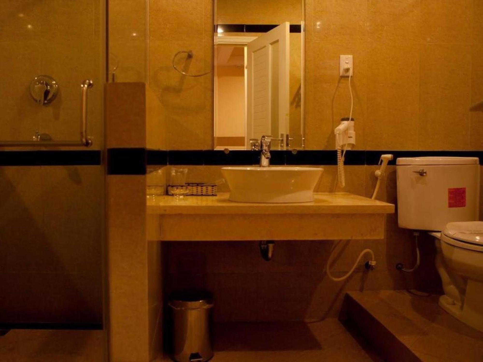 King Star Hotel Ho Chi Minh City Exterior photo